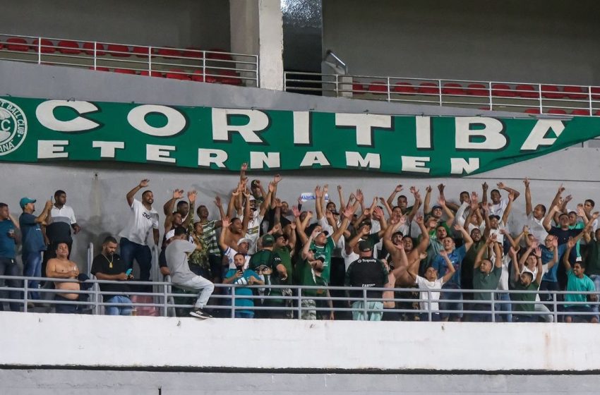  Coritiba perde para o CRB por 2 x 1