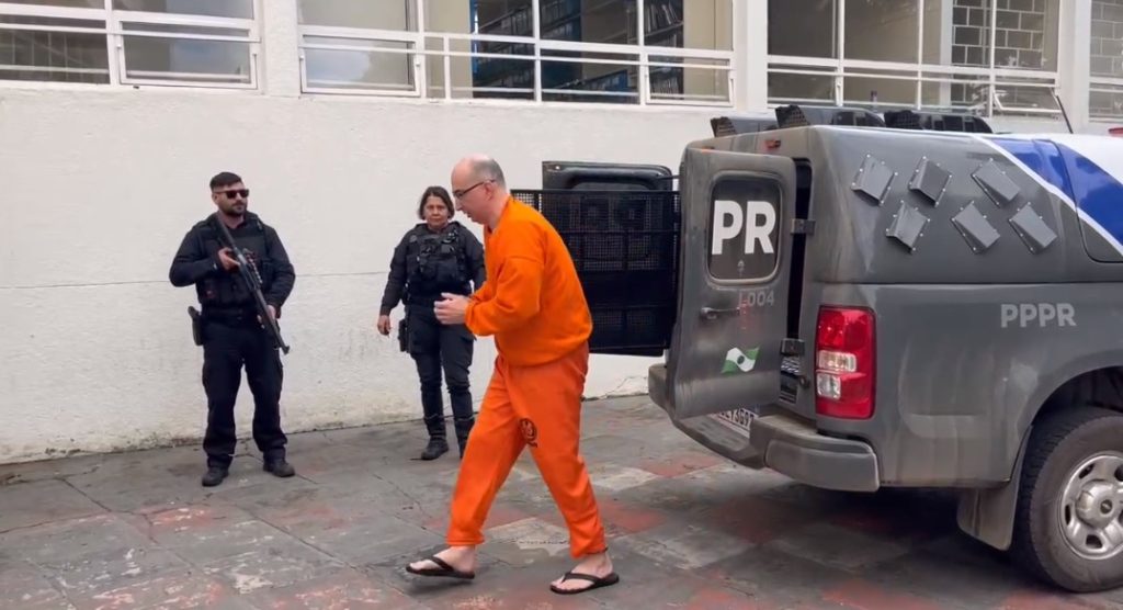 Delegado que matou esposa e enteada é demitido da PC