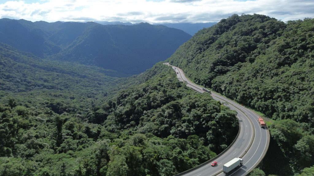 BR-277 tem interdição parcial em Morretes