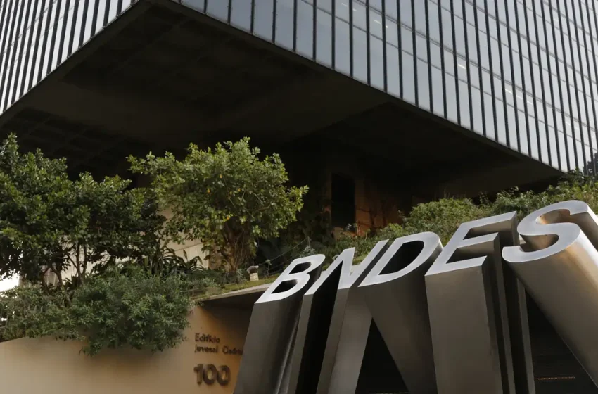  BNDES abre concurso com salário de R$ 20,9 mil