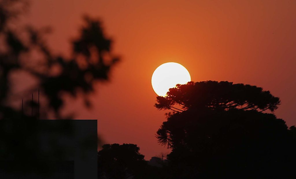 Fim de semana de sol em todo o Paraná