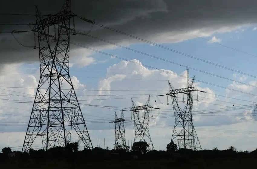  Acre e Rondônia ficam sem energia elétrica