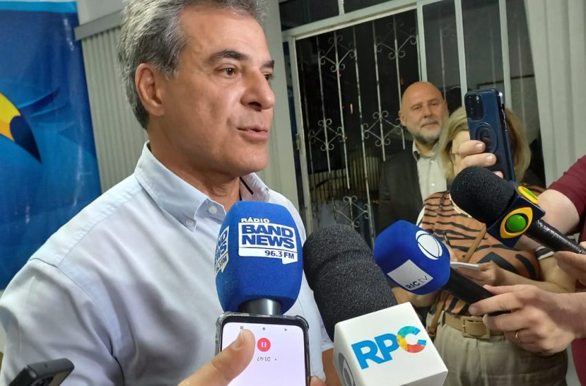  Beto Richa desiste de candidatura para prefeitura de Curitiba