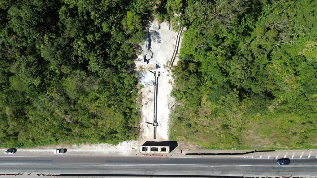 BR-277: obra de contenção em encosta será concluída em agosto