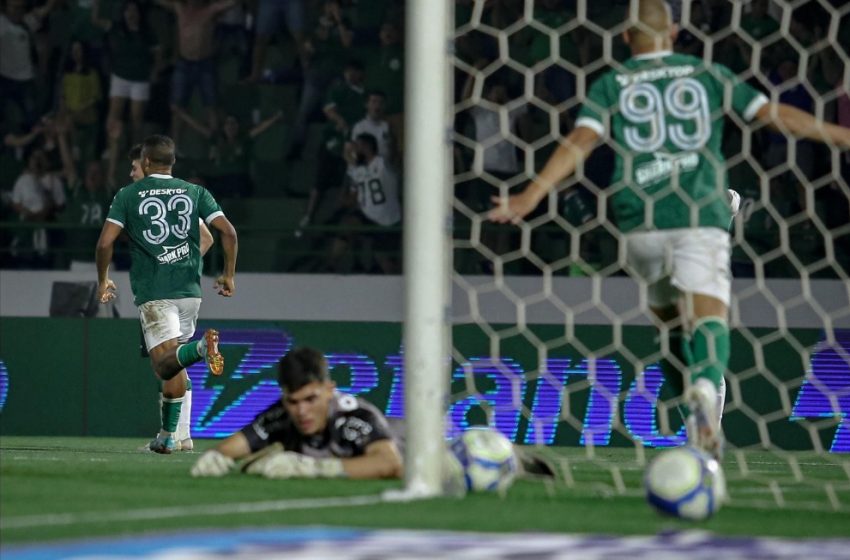  Invicto no returno, lanterna Guarani bate o Coritiba