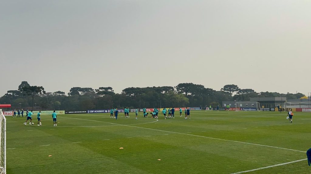 Seleção Brasileira encerra preparação em Curitiba