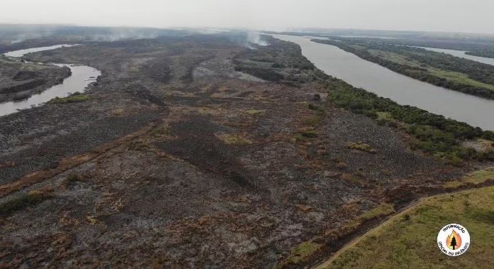  Incêndio no Parque Nacional de Ilha Grande é controlado