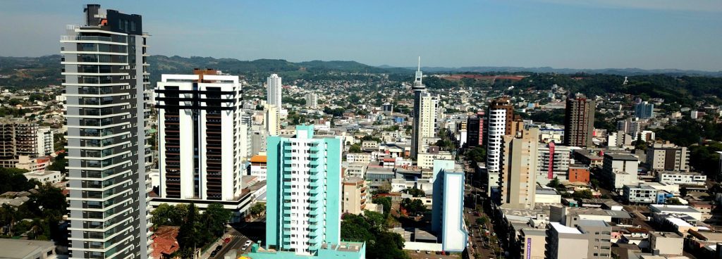 Com afastamento de prefeito e vice, juiz assume prefeitura