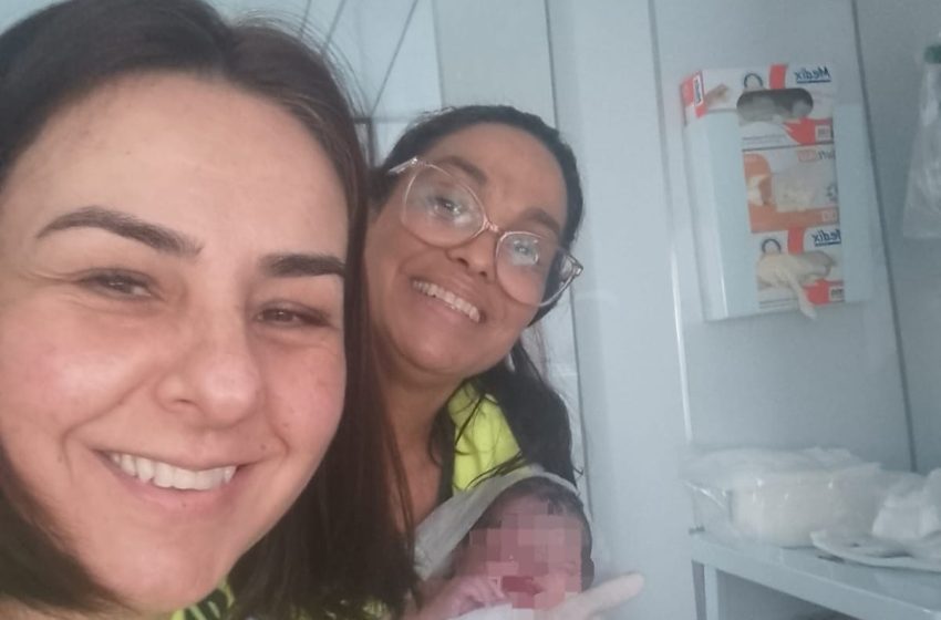  Bebê nasce em ambulância na BR-277, a caminho do hospital