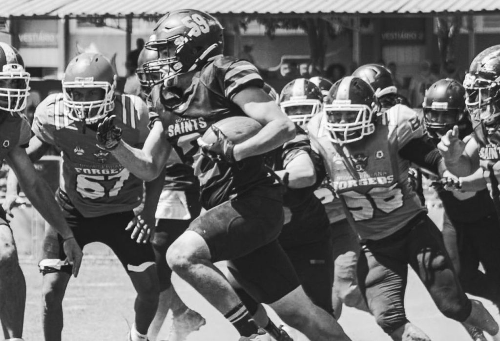 Amigos, familiares e jogadores participam de vigília no Croco Stadium