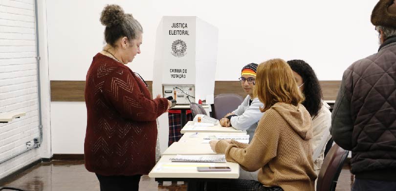 92% dos paranaenses dizem lembrar em quem votaram para prefeito