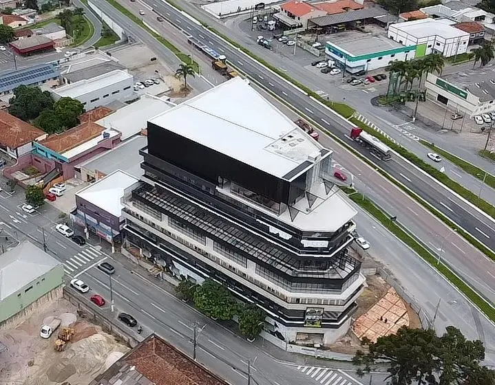 Grande Curitiba ganha novo shopping; confira