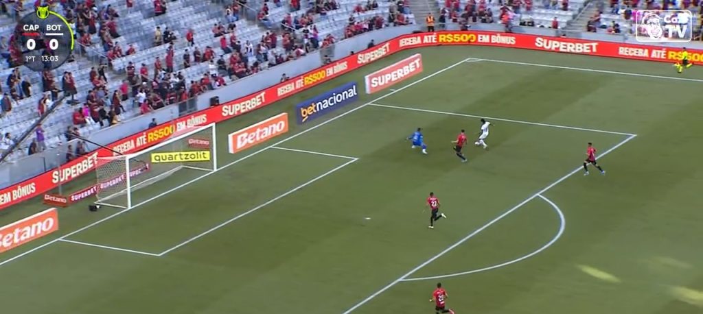 Igor Jesus deixa o Botafogo na frente do Athletico. SIGA