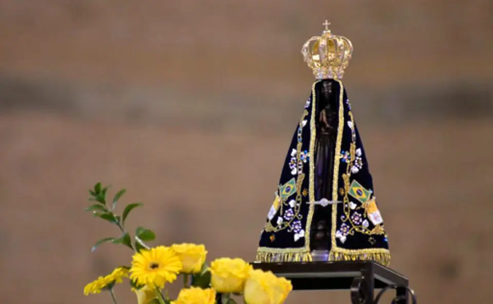 Imagem peregrina de Nossa Senhora Aparecida chega em Curitiba