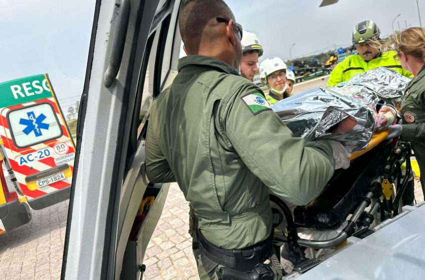  Acidente entre carro e caminhão deixa uma pessoa ferida