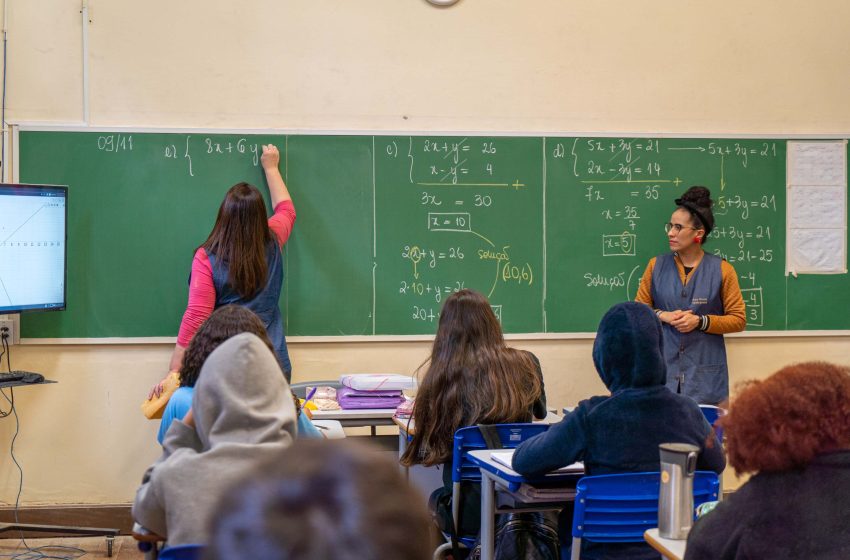 Estado anuncia convocação de 1.100 professores e pedagogos