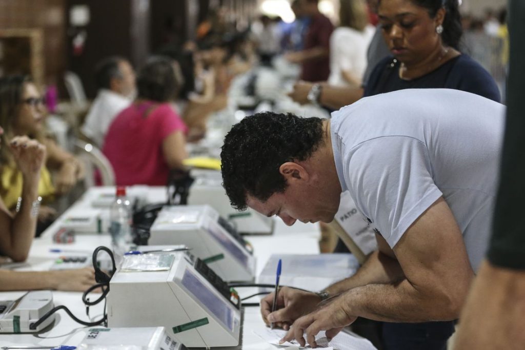 Não conseguiu votar? saiba como justificar ausência