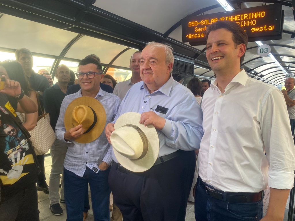 Duas estações-tubo são inauguradas na Linha Verde