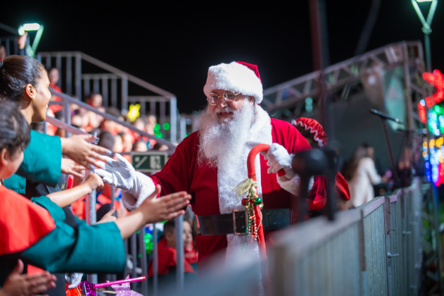 Pinhais inicia programação de Natal no sábado (23)