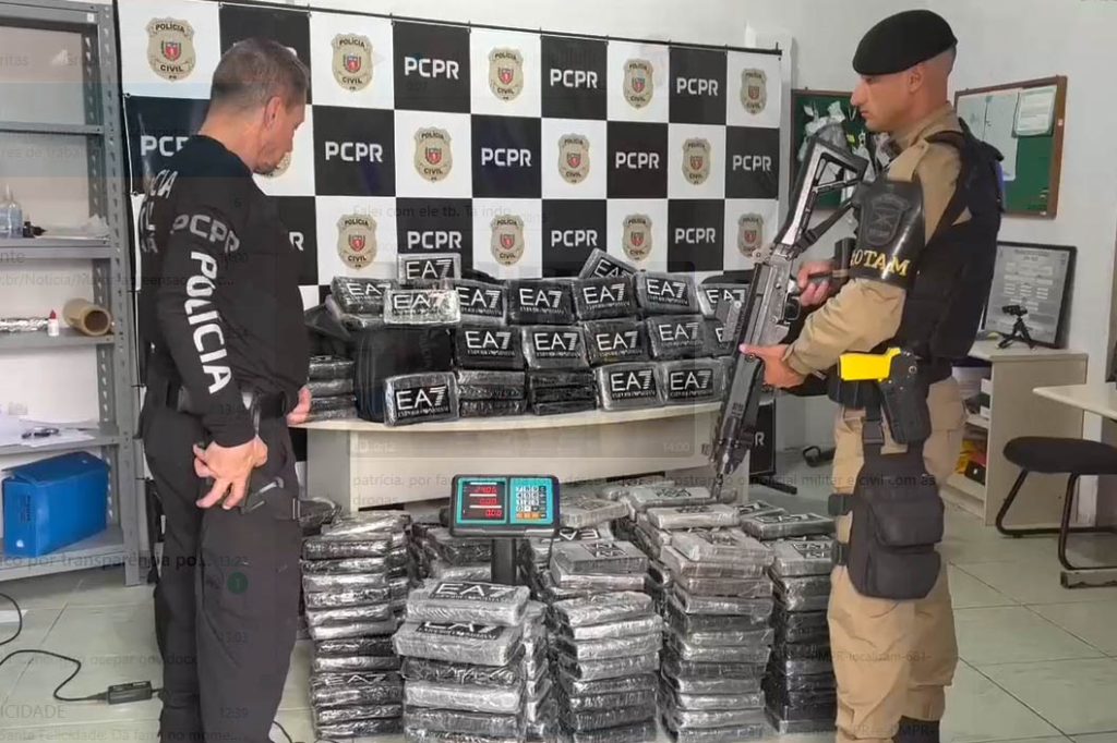 Casal é preso com mais de meia tonelada de cocaína