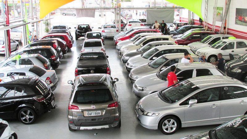 Carros usados têm novembro com menor retração dos últimos três anos