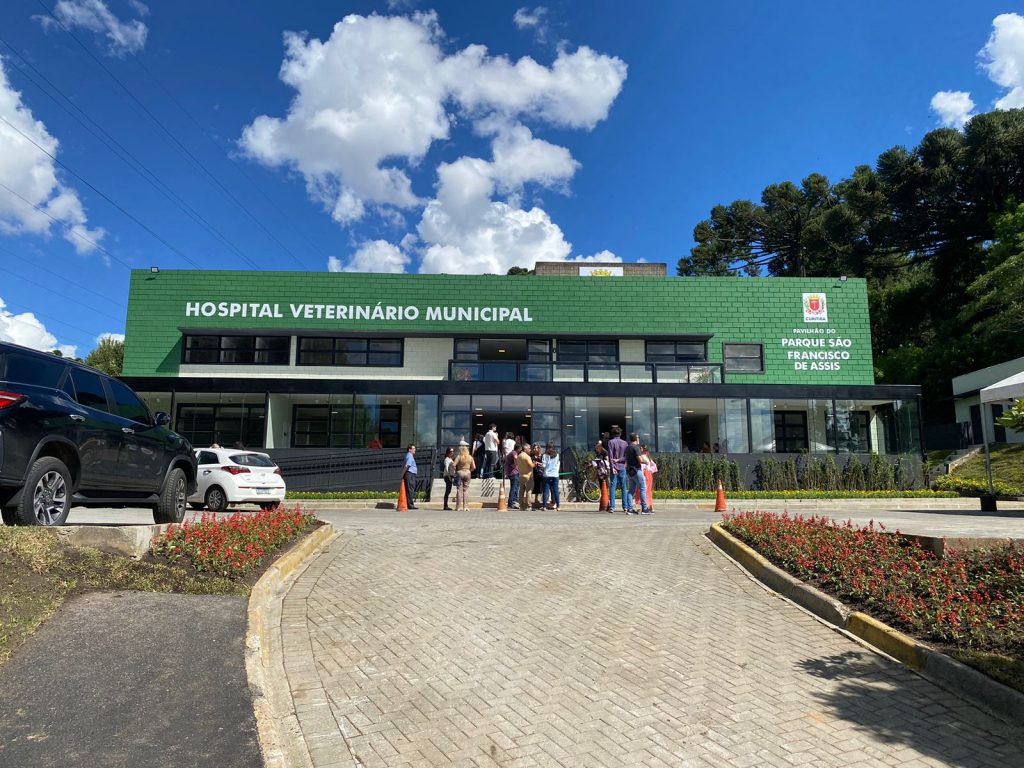 Primeiro Hospital Veterinário Municipal é inaugurado em Curitiba