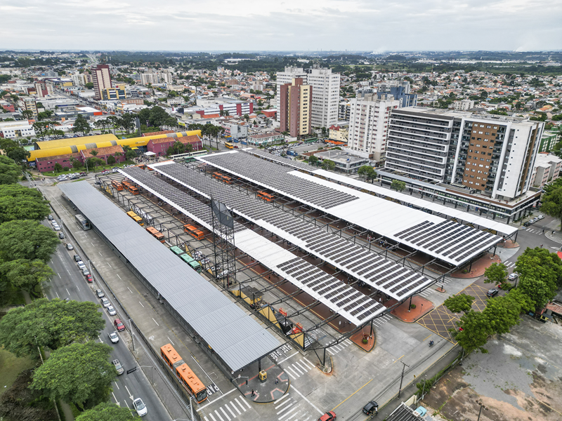 Curitiba planeja suprir 100% dos prédios públicos com usinas solares