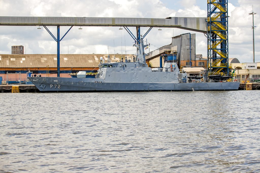 Navios da Marinha podem ser visitados no litoral