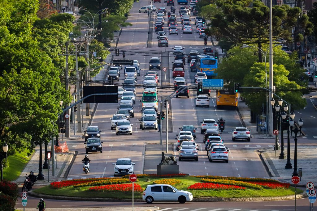 Pagamento do IPVA começa nesta sexta-feira no Paraná