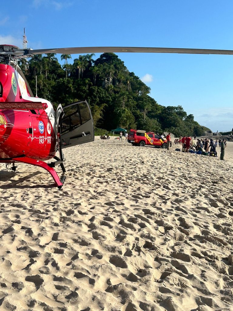 Adolescente é socorrido após se afogar em Guaratuba nesta quarta-feira