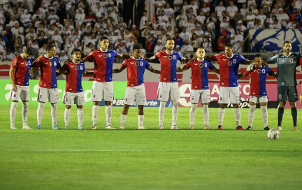 Equipe de arbitragem é afastada após seis substituições em jogo