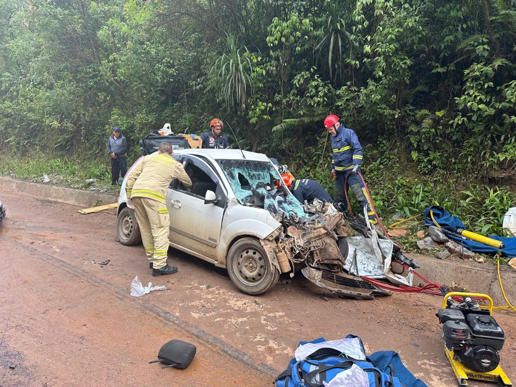 Vítima fica gravemente ferida em acidente em Rio Branco do Sul