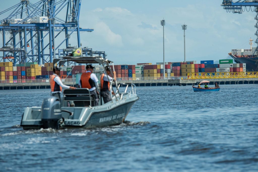 Capitania dos Portos intensifica fiscalização marítima no Paraná