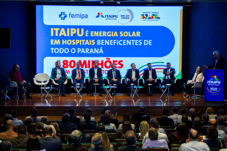 Sistemas fotovoltaicos vão abastecer hospitais filantrópicos do Paraná