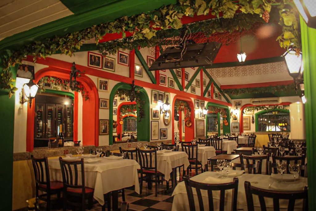 Tradicional restaurante de Curitiba é opção para o carnaval