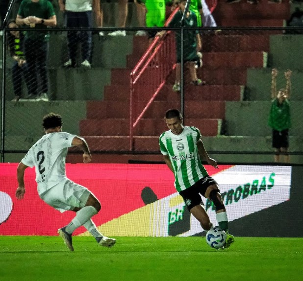 Coritiba e Ceilândia vão empatando em zero a zero