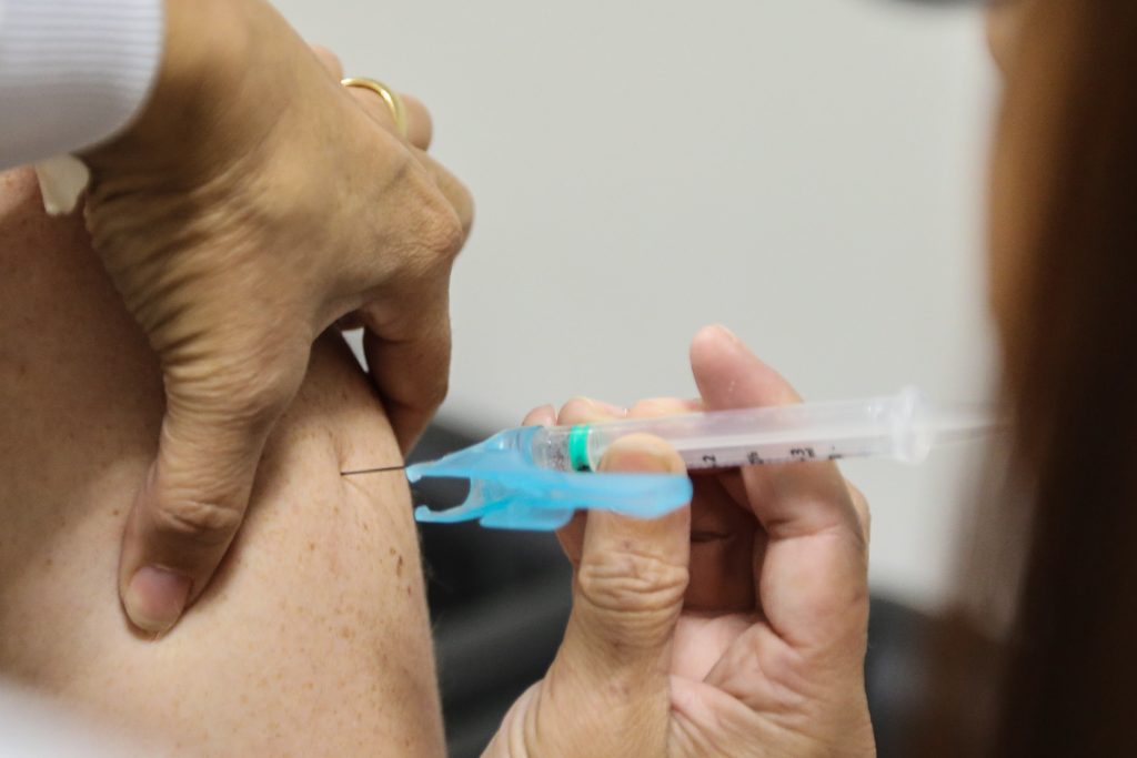 Paraná vai receber 332 mil doses de vacina contra gripe