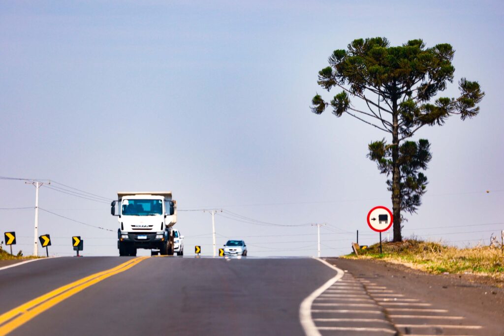 Centenas de vagas para trabalhar na CCR Rodovias no Paraná