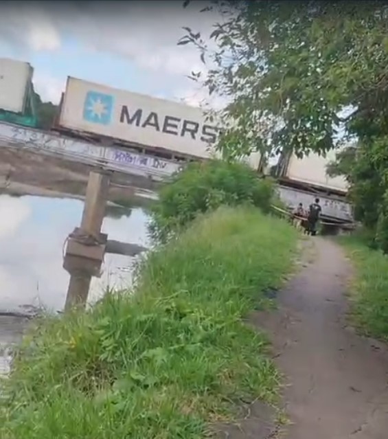 Mulher é encontrada morta embaixo de ponte ferroviária em Curitiba