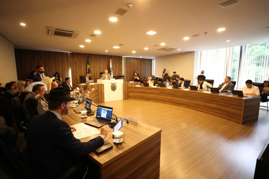 CCJ aprova projeto que altera legislação para a Agepar
