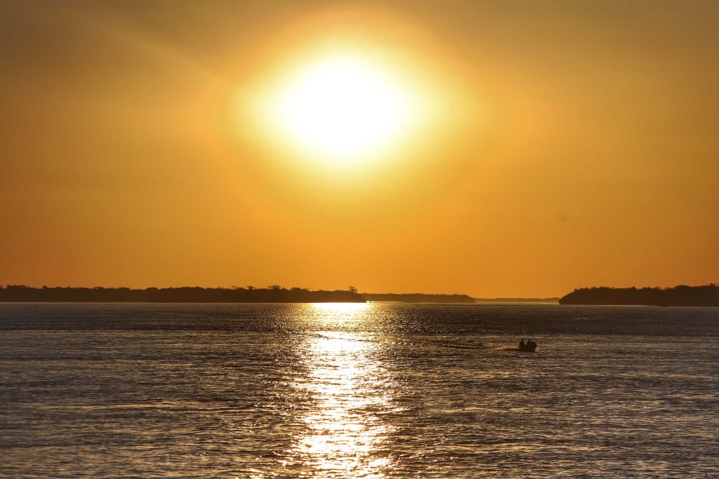 Calorão e chuvas acima da média marcam fevereiro no Paraná