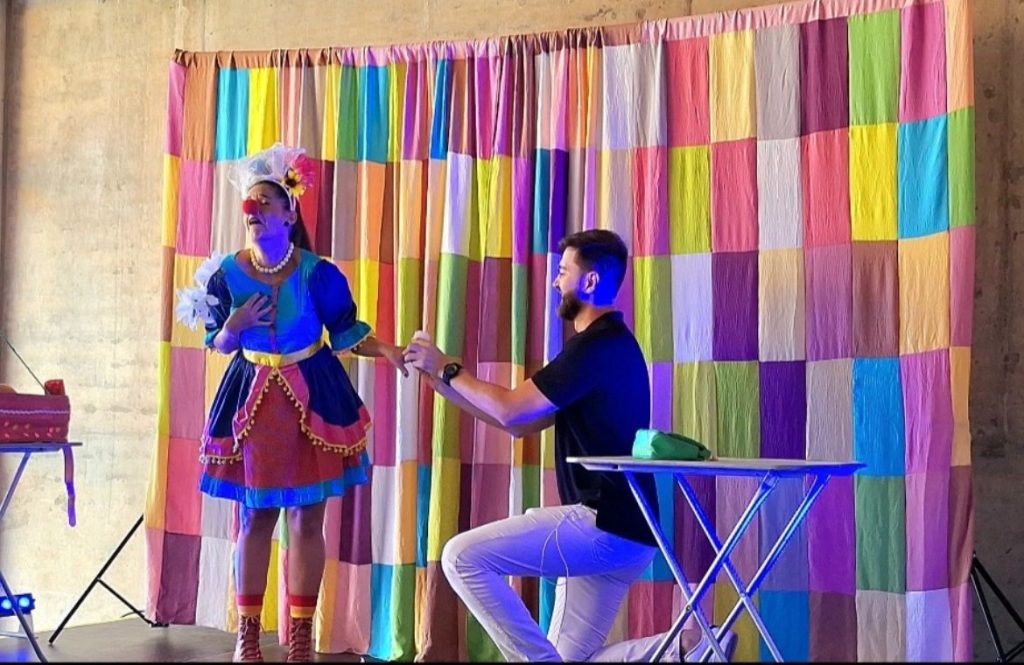 Festival de Curitiba: peça se comunica apenas com o olhar