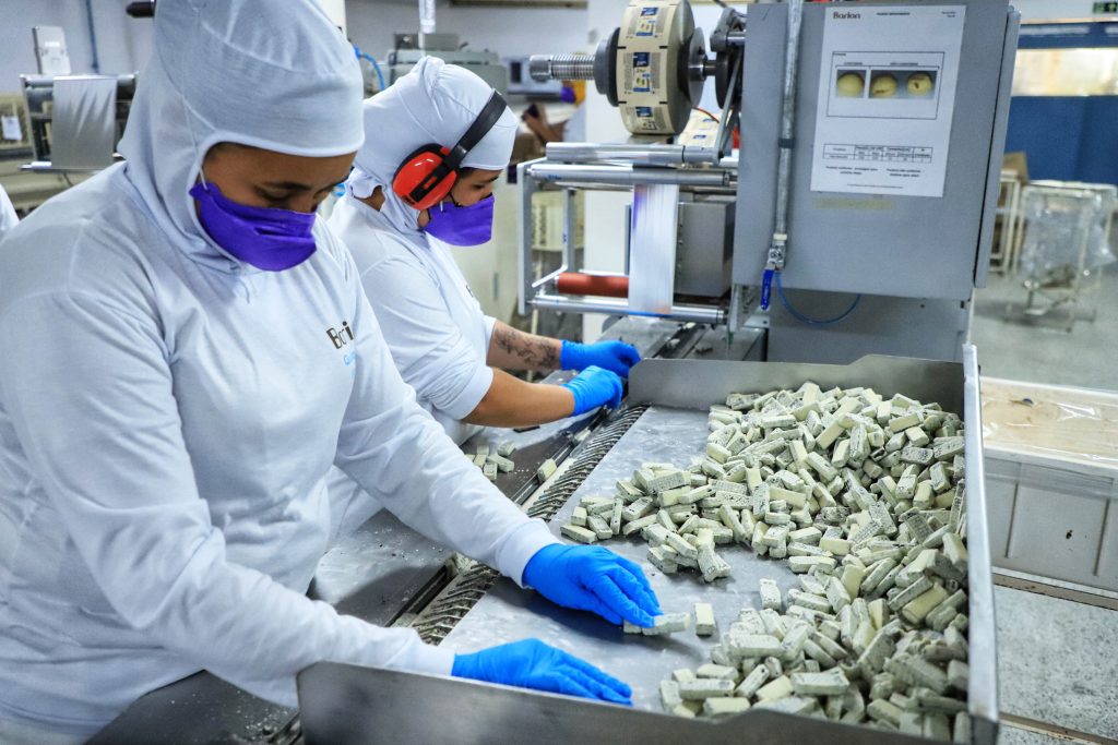 Indústria do chocolate emprega 4,1 mil trabalhadores no Paraná
