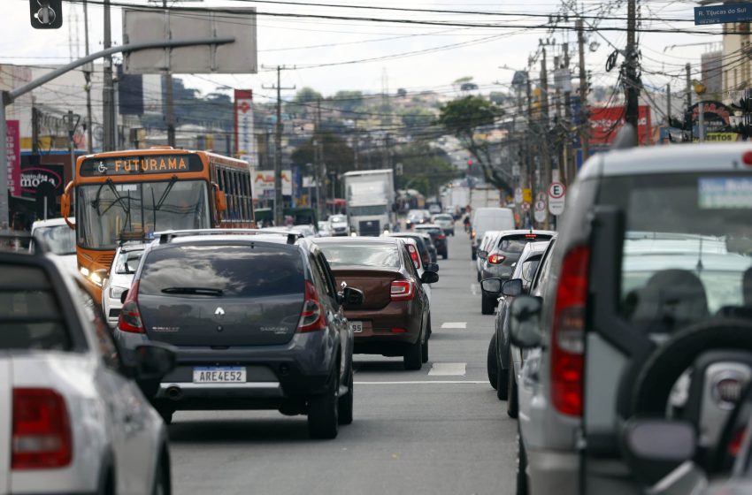 Câmara vota lei que pede transparência em multas de trânsito