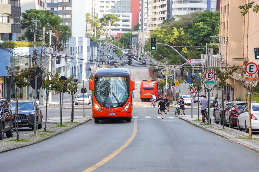 Patrulha da prefeitura vai fiscalizar ônibus em Curitiba