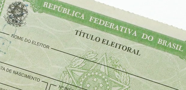 Mais de 328 mil paranaenses têm título de eleitor cancelado