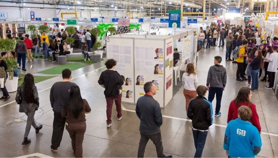 Maior evento de educação do estado começa hoje, em Curitiba