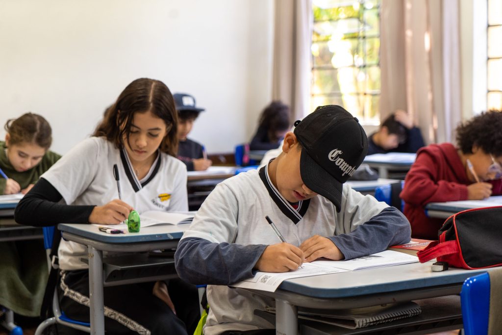 Alunos da rede pública participam da Prova Paraná