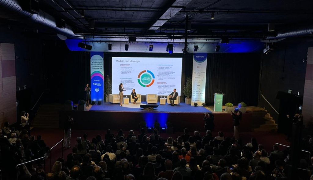 Evento em Curitiba debate sobre finanças e governança corporativa