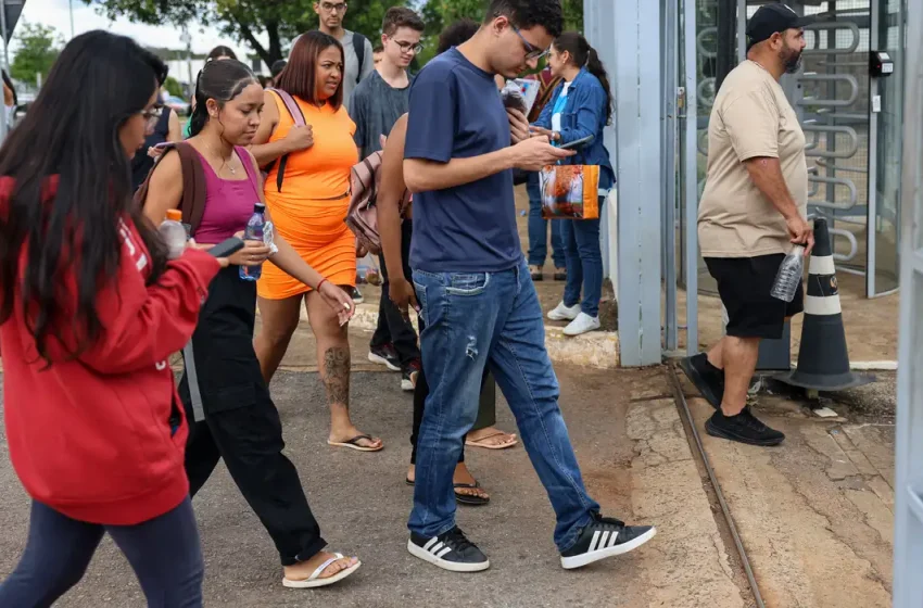 Segunda etapa do Enem acontece neste domingo